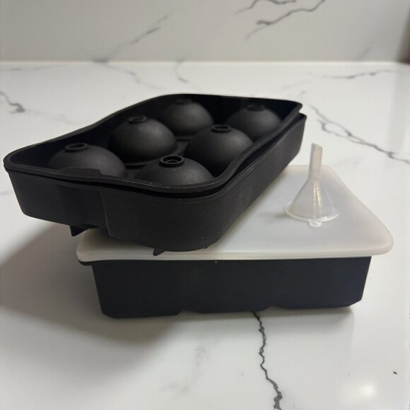 Silicone Ice Molds - Picture 5 of 5